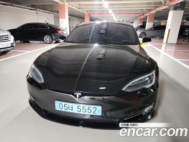 Tesla Model S 75D - фото 0