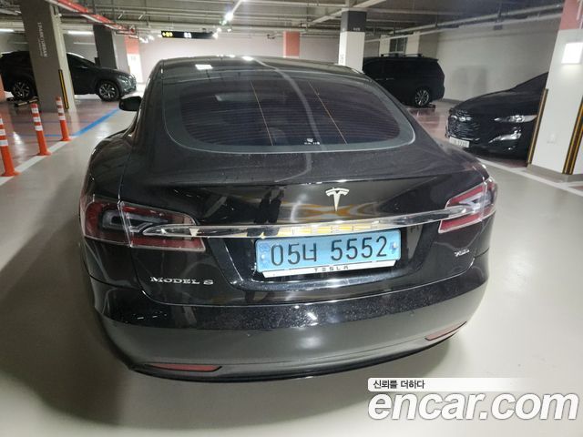Tesla Model S 75D - фото 3
