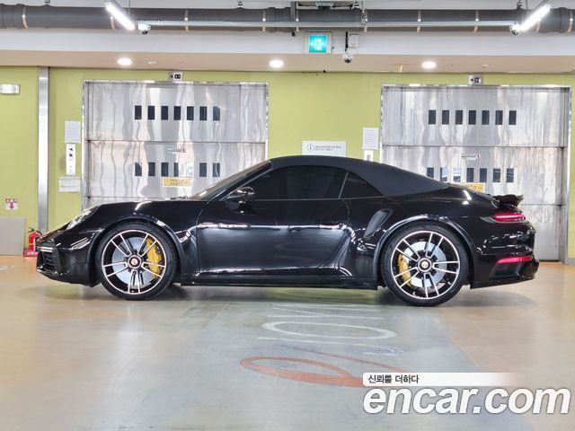 Porsche 911 Turbo S Cabriolet - фото 1