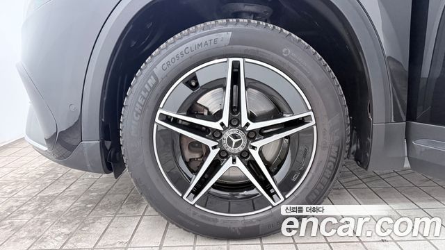 Mercedes-Benz EQA H243 EQA250 AMG Line - фото 4