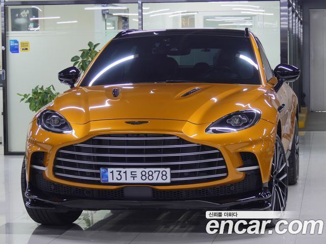 Aston Martin DBX 4.0 V8 707 - фото 0