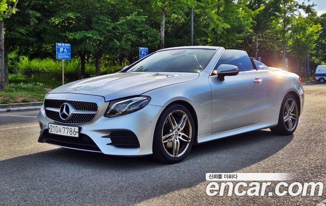 Mercedes-Benz E-Class W213 E220d Cabriolet - фото 0
