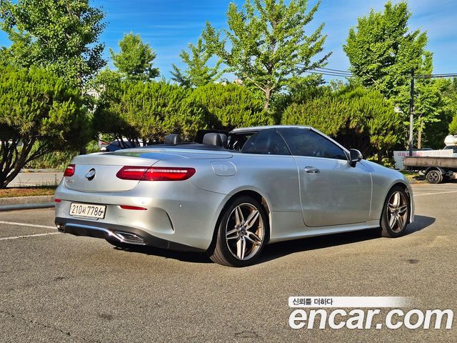 Mercedes-Benz E-Class W213 E220d Cabriolet - фото 2