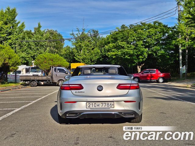 Mercedes-Benz E-Class W213 E220d Cabriolet - фото 4