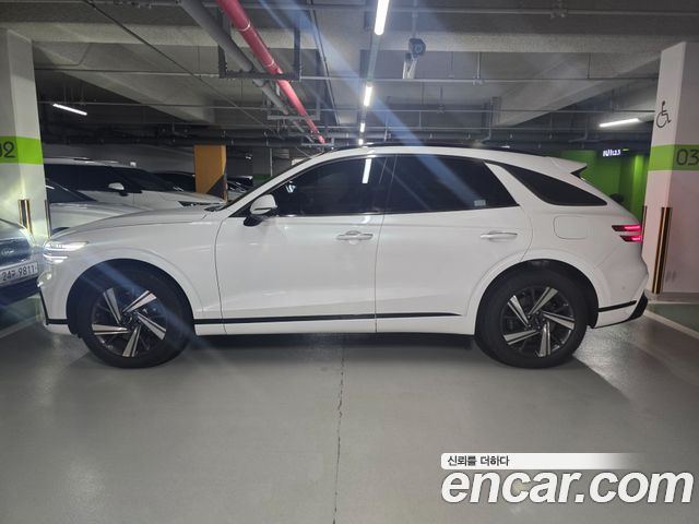 Genesis GV70 2.5T Gasoline AWD - фото 2