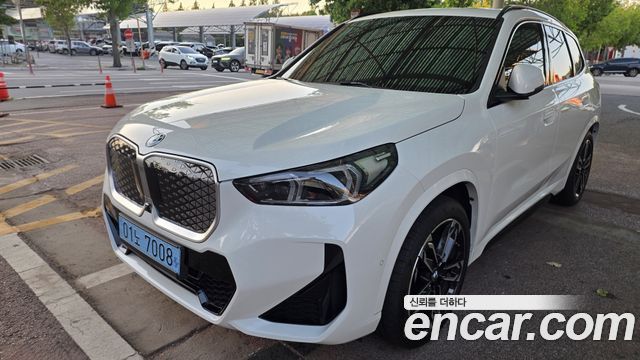 BMW iX1 U11 xDrive 30 M Sport - фото 2