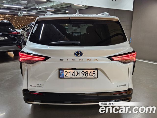Toyota Sienna 4-го поколения 2.5 Hybrid AWD - фото 3