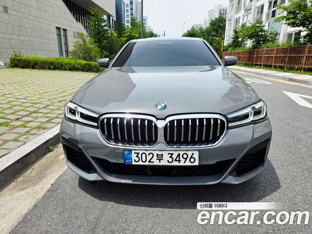 BMW 5-Series G30 530i M Sport Package - фото 0