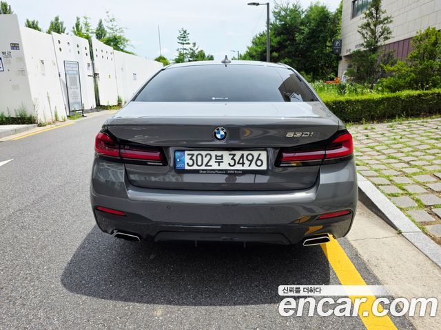 BMW 5-Series G30 530i M Sport Package - фото 1