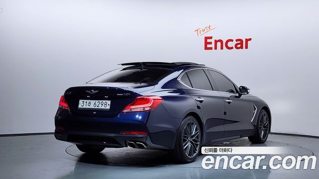 Genesis G70 2.0T AWD Supreme - фото 1