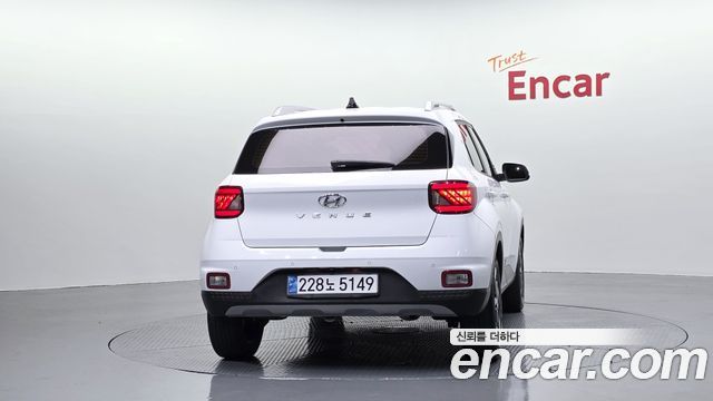 Hyundai Venue 1.6 Modern - фото 3