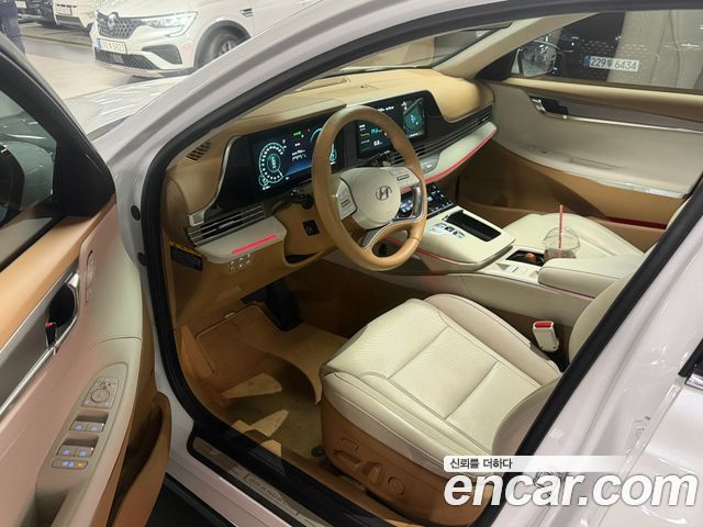 Hyundai Grandeur Новый IG, гибрид Exclusive - фото 0