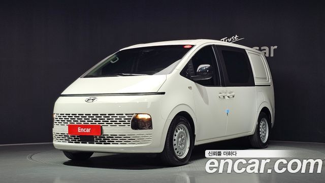 Hyundai Staria Cargo 5-Seater Smart - фото 0
