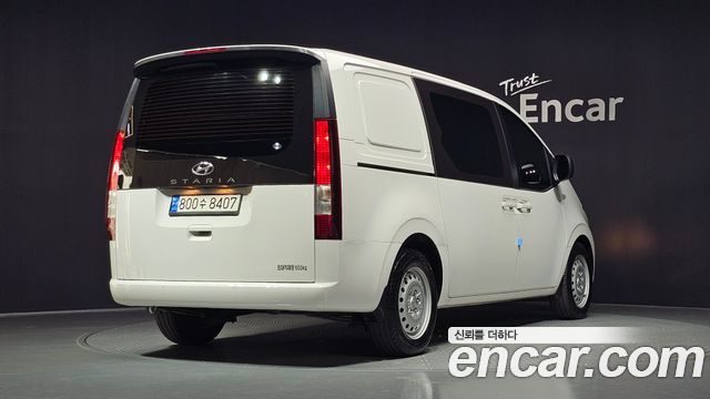 Hyundai Staria Cargo 5-Seater Smart - фото 1