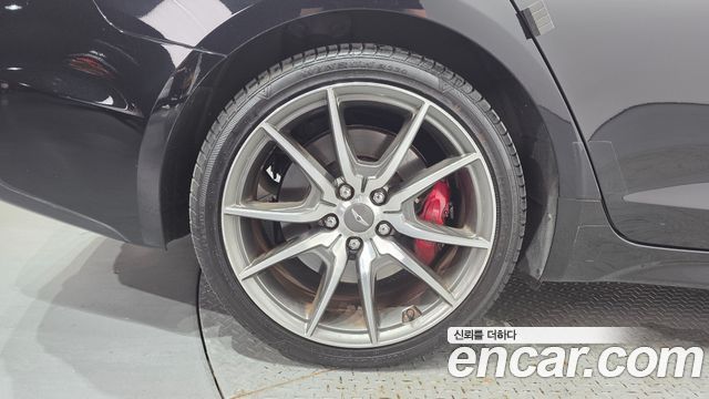 Genesis G70 2.0T AWD Sport Package - фото 4