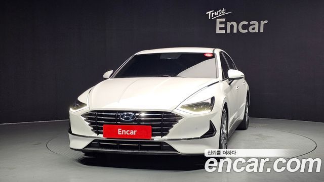 Hyundai Sonata DN8 2.0 Premium Family - фото 2