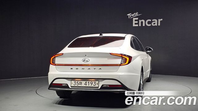 Hyundai Sonata DN8 2.0 Premium Family - фото 3