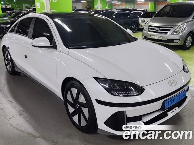 Hyundai Ioniq6 Long Range Exclusive - фото 0