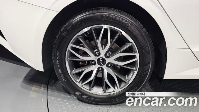 Kia K5 3-го поколения 2.0 LPI(Renter car) Trandy - фото 4