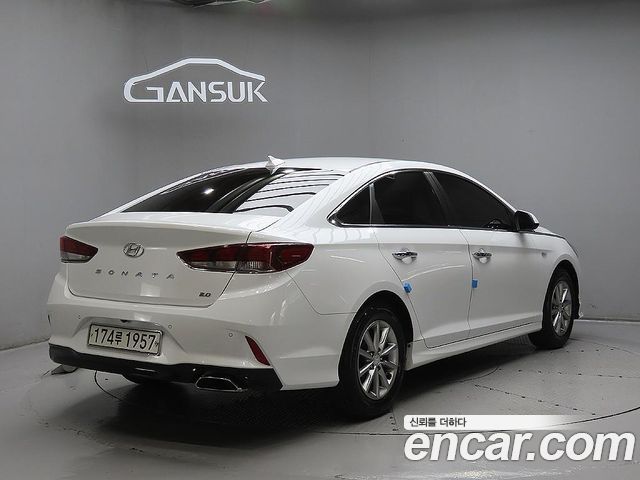 Hyundai Sonata 2.0 Style - фото 3