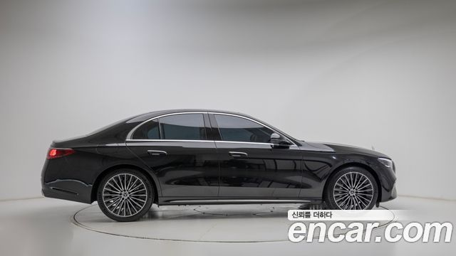 Mercedes-Benz E-Class W214 E450 4MATIC Exclusive - фото 1