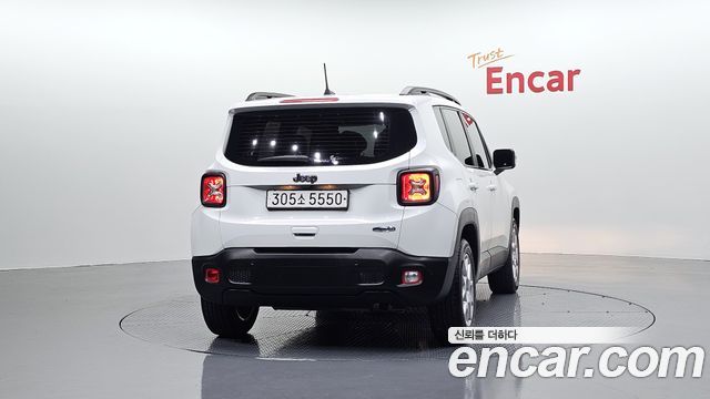 Jeep Renegade 2.4 Longitude - фото 3
