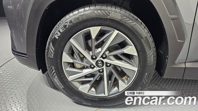 Hyundai Tucson NX4, гибрид Inspiration 2WD - фото 4