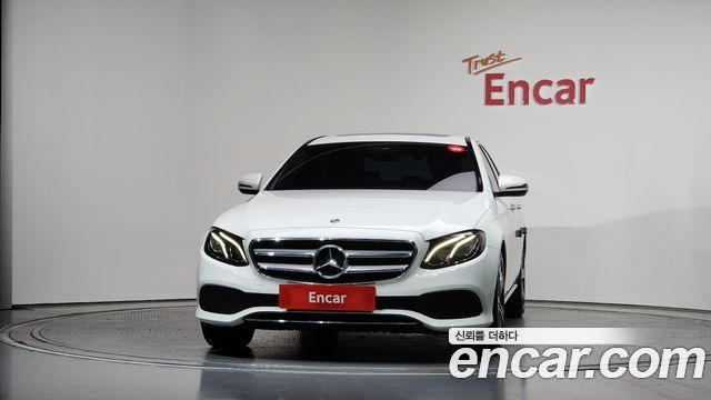 Mercedes-Benz E-Class W213 E300 Avantgarde - фото 2