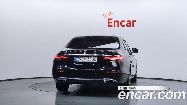 Mercedes-Benz E-Class W213 E250 Avantgarde - фото 3