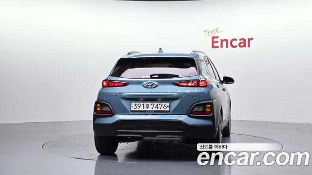 Hyundai Kona гибрид Premium Special - фото 3
