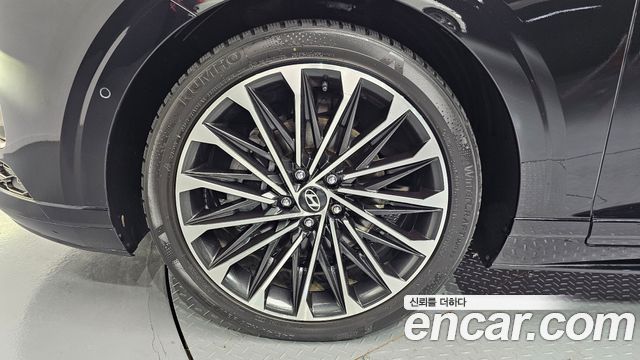 Hyundai Grandeur GN7 2,5 Gasoline 2WD Calligraphy - фото 4