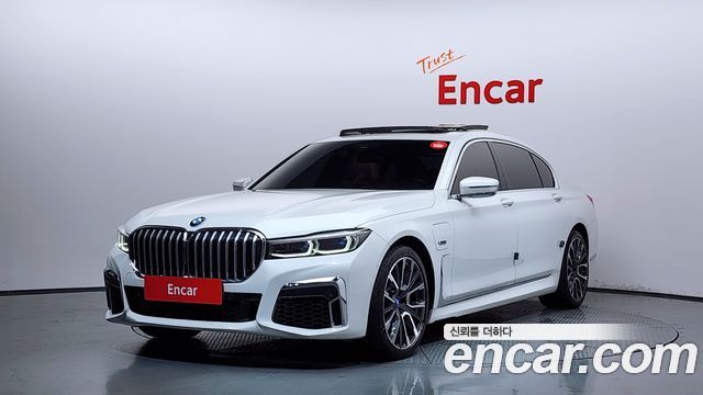 BMW 7-Series G11 745Le iPerformance M Sport - фото 0