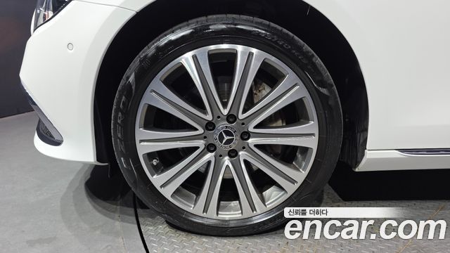 Mercedes-Benz E-Class W213 E350 4MATIC Exclusive - фото 3