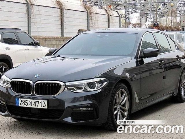 BMW 5-Series G30 530i M Sport Package - фото 1