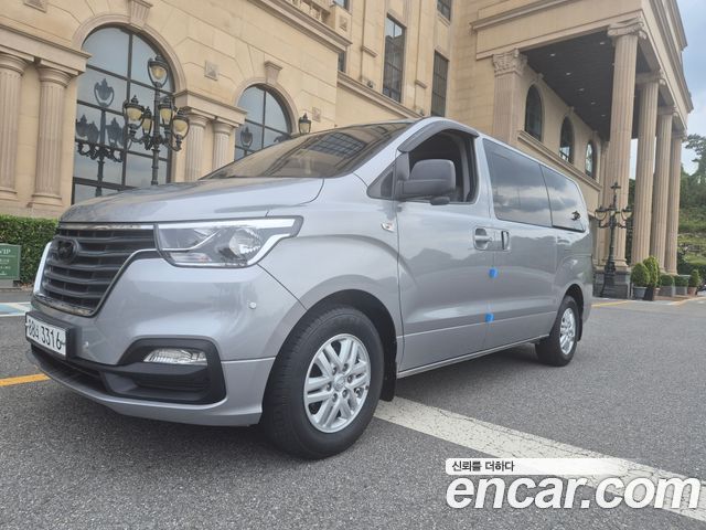 Hyundai Starex Новый Van 3-Seater Smart - фото 1