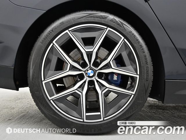 BMW 5-Series G60 520i M Sport - фото 4