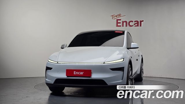 Tesla Model Y RWD - фото 1