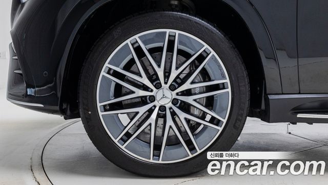 Mercedes-Benz GLE-Class W167 AMG GLE53 4MATIC+ - фото 4