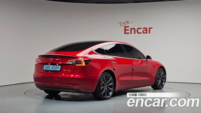 Tesla Model 3 Performance AWD - фото 1