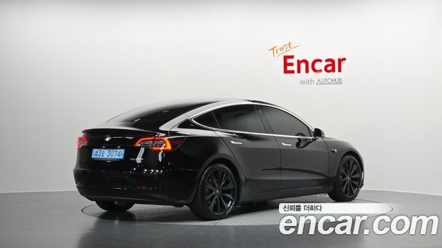 Tesla Model 3 Performance AWD - фото 1