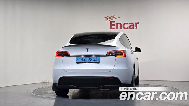 Tesla Model Y RWD - фото 3
