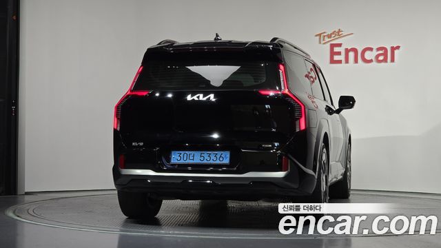 Kia EV9 Long Range 4WD GT Line - фото 3