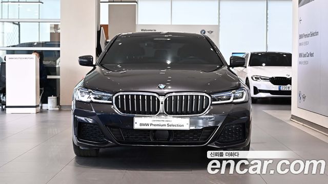 BMW 5-Series G30 530e M Sport - фото 2
