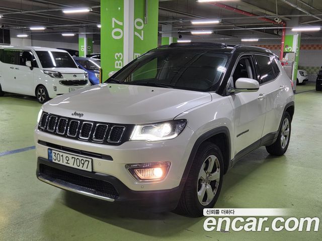 Jeep Compass 2-го поколения 2.4 limited 2WD - фото 1