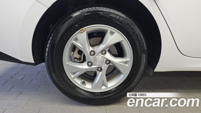 Hyundai Avante CN7 1.6 Smart - фото 4