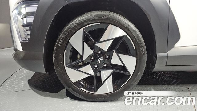 Hyundai Kona SX2 Gasoline 2.0 2WD Inspiration - фото 4