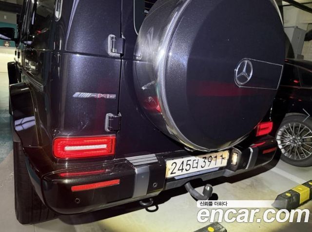 Mercedes-Benz G-Class AMG G63 - фото 1