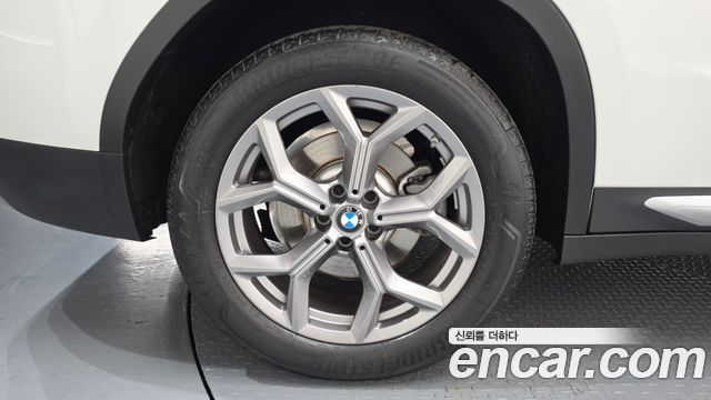BMW X4 G02 xDrive20i xLine - фото 4