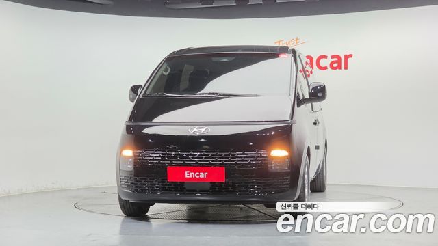 Hyundai Staria Tourer 11-Seater Modern - фото 2