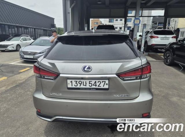 Lexus RX 4-го поколения Supreme - фото 3